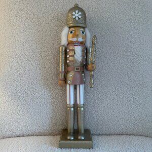 16" Gold & Pink Nutcracker